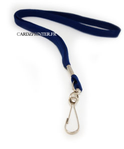 Accroche mousqueton en metal pour ce tour de cou bleu marine