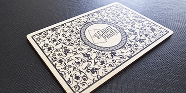 Créez en quelques clics votre carte de visite en bois véritable dès l'unité sur cardzprinter